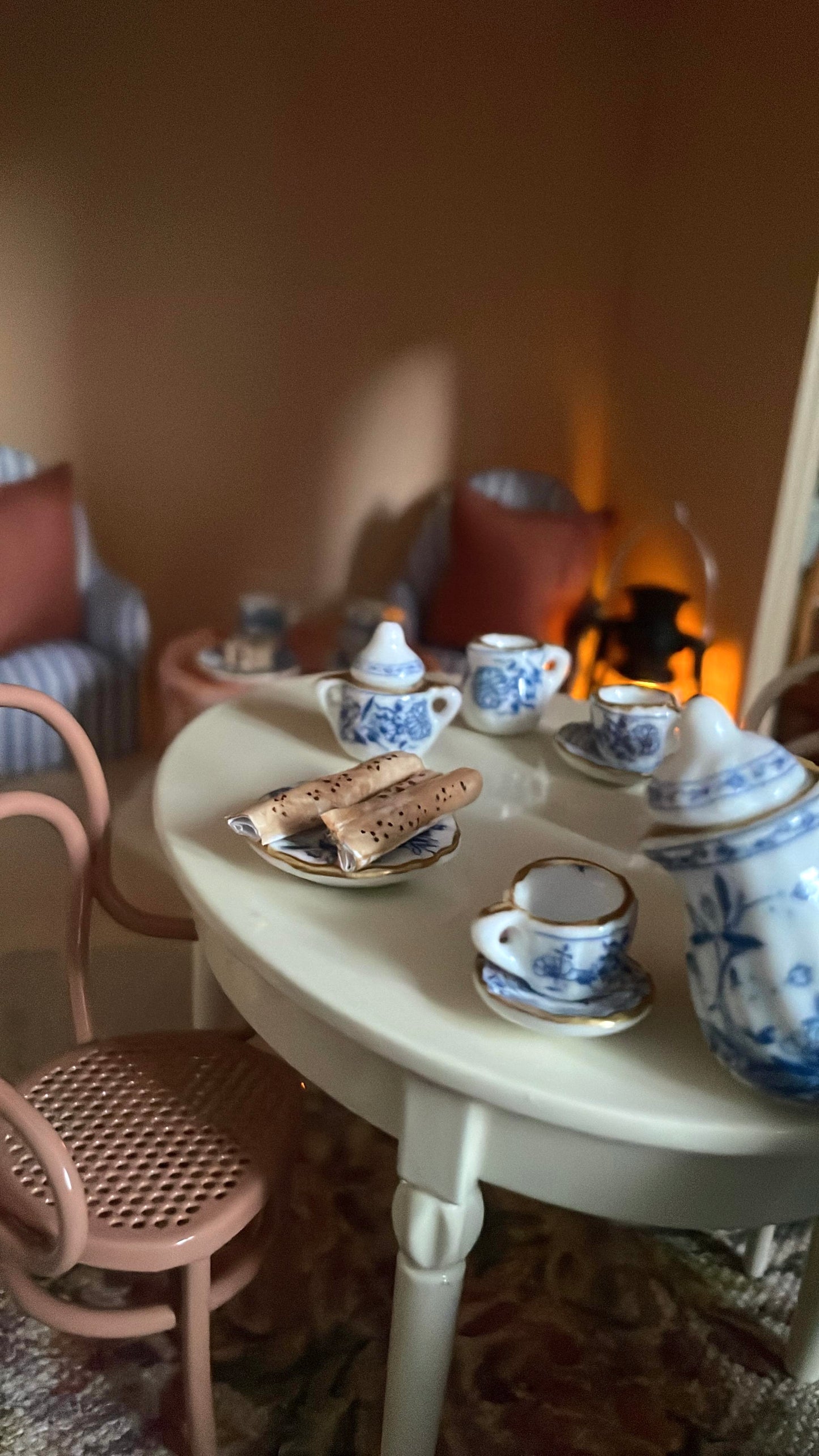 Pip's 15 Piece Blue & White Porcelain Tea Set