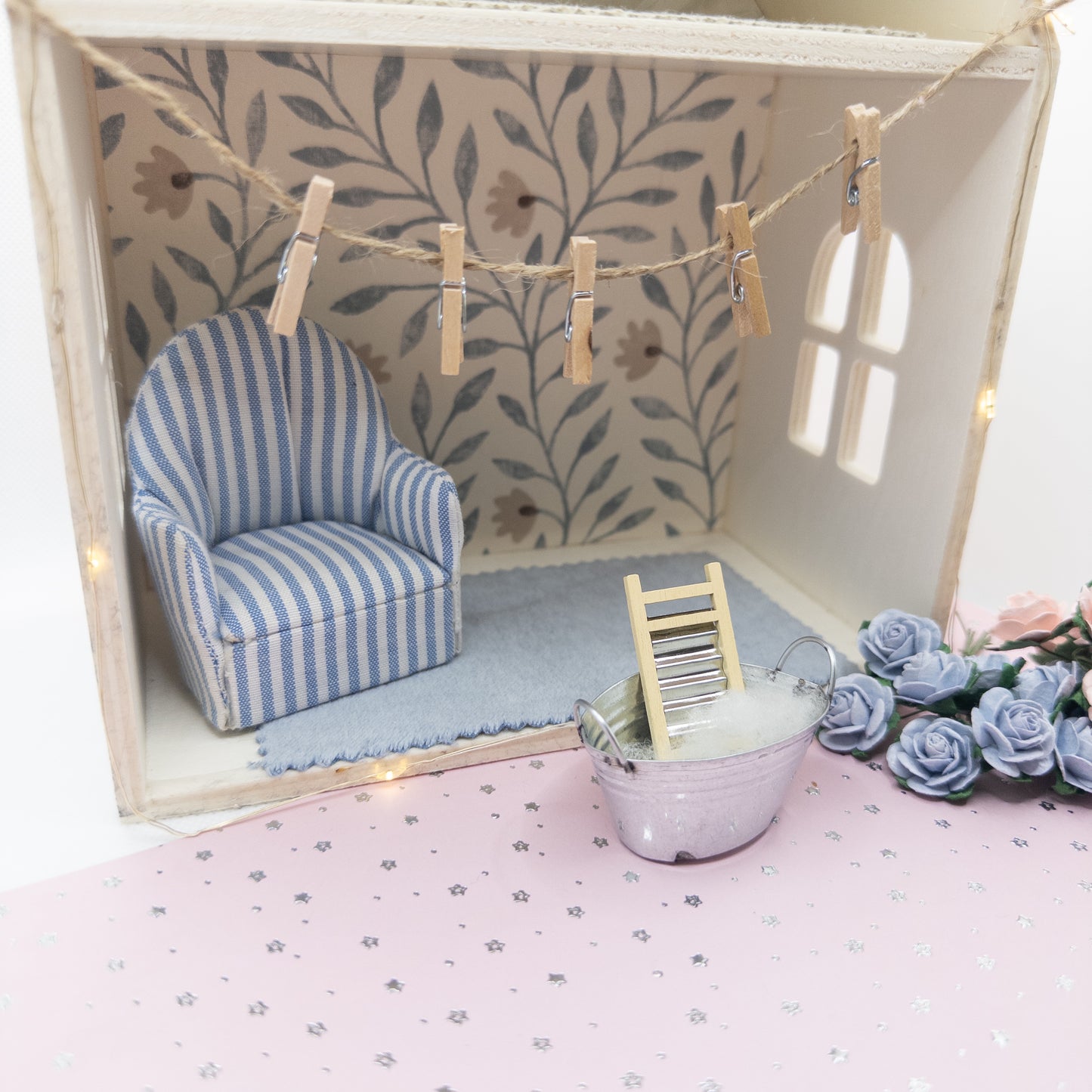 Miniature Wooden Pegs & Twine Set