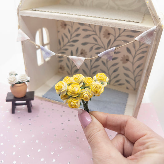 Mini bouquet of yellow Mulberry paper roses x3