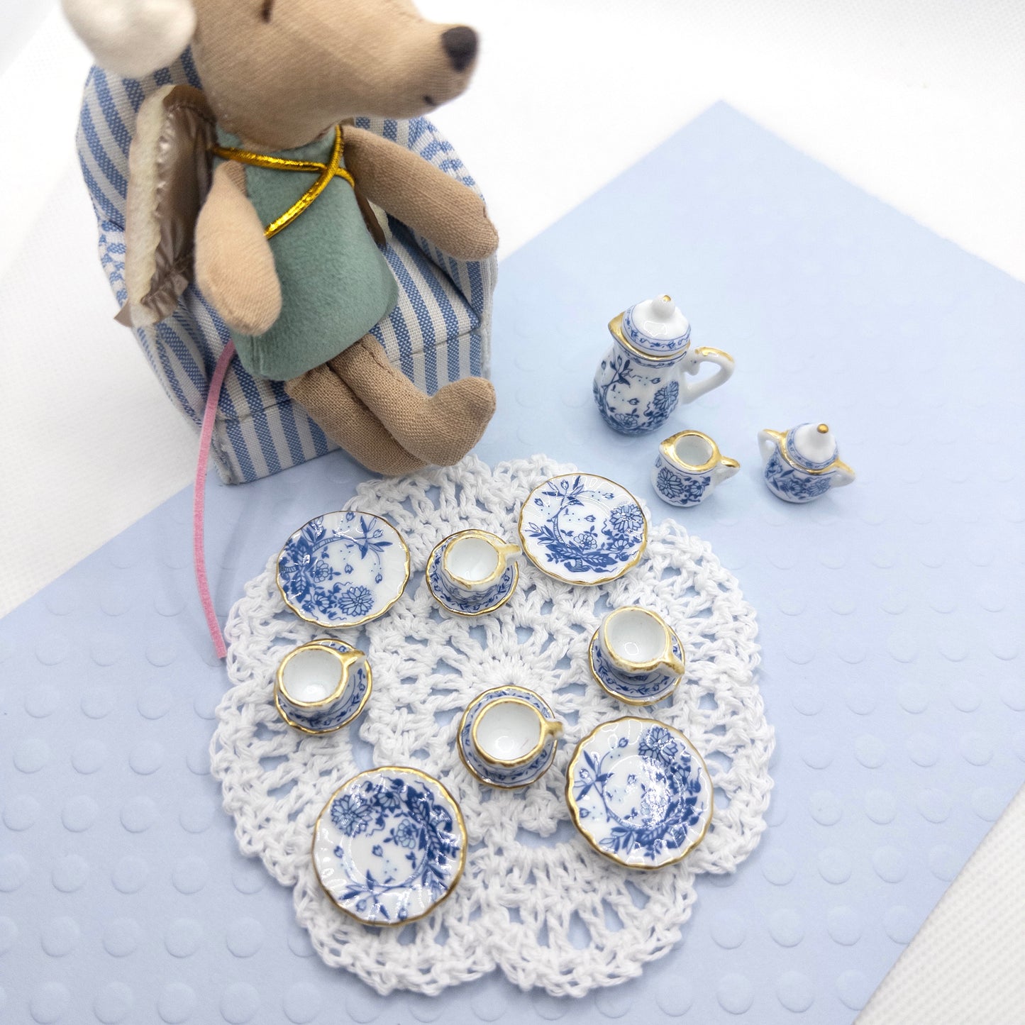 Pip's 15 Piece Blue & White Porcelain Tea Set
