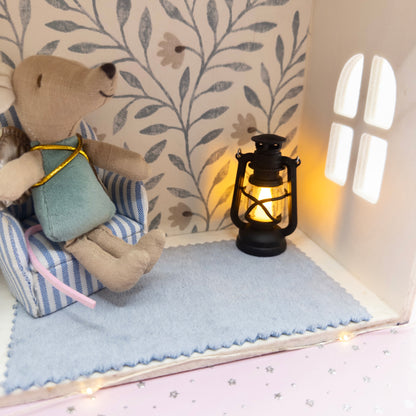 Pip's Lantern