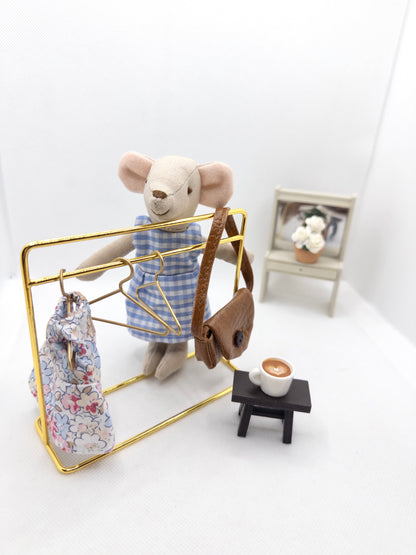 Miniature Gold Clothes Rail With 3x Hangers