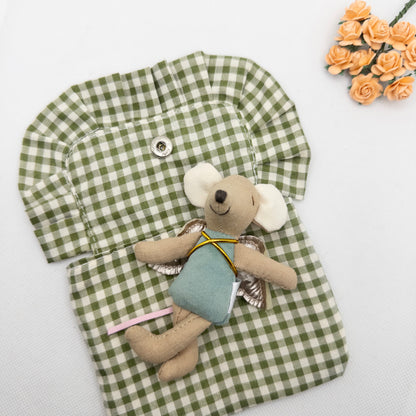 Mouse in a Pouch - Green Gingham
