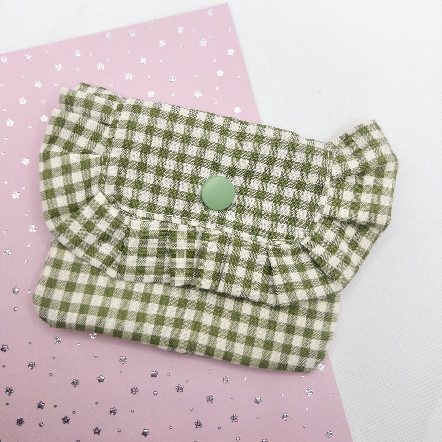 Mouse in a Pouch - Green Gingham